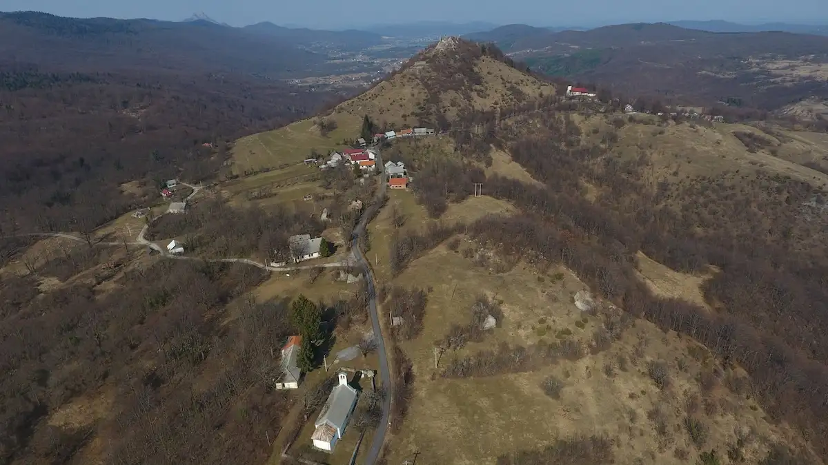 Modruška cesta: najvažnija prometnica između kontinentalne Hrvatske i Jadrana